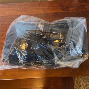 Soma embraceable 42DD black bra. NWT